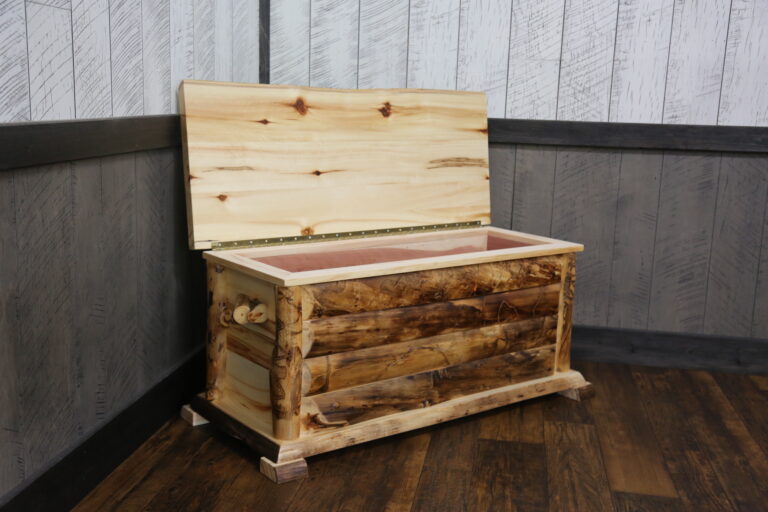 Aspen Hope Chest with Cedar Lining